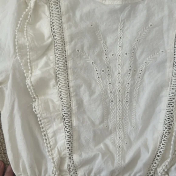 NWOT Aritzia Sunday Best White Ruffled Fancy Top small - Picture 6 of 7